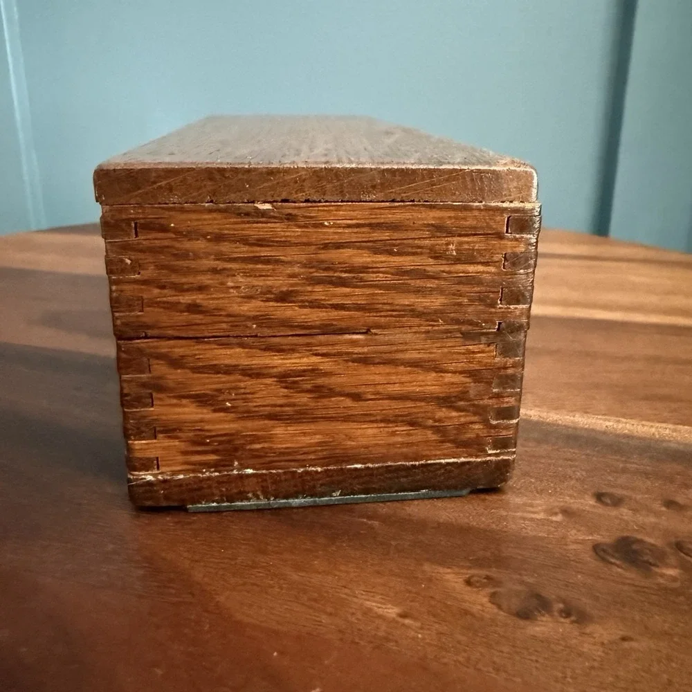 Antique Oak Sewing Notions Box Finger Joint Push Button Velvet Lined 8.5